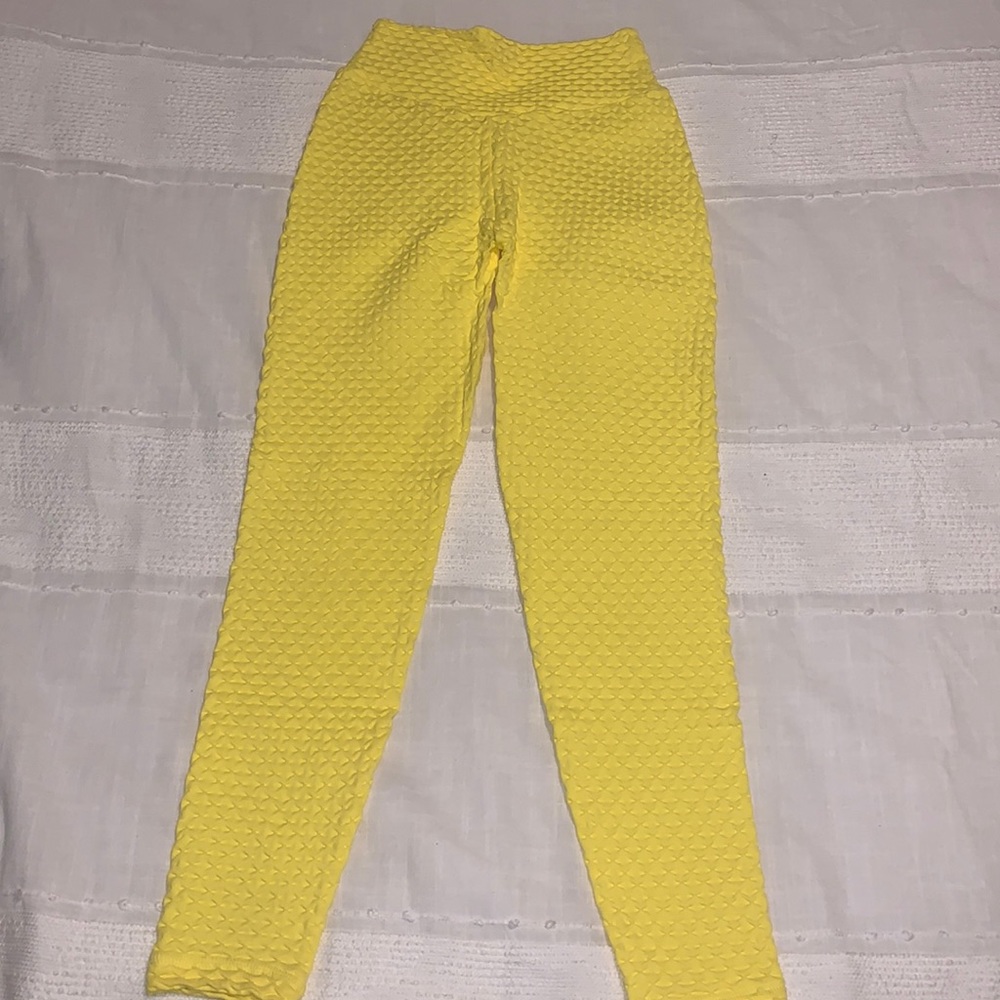 Workout pants - size small - never worn!